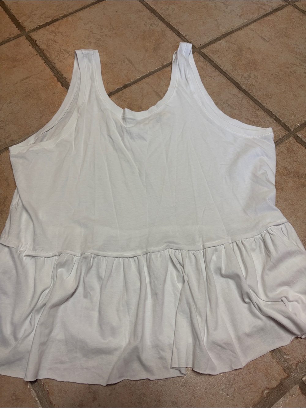 C.Women's White Ruffle-Hem Tank Top